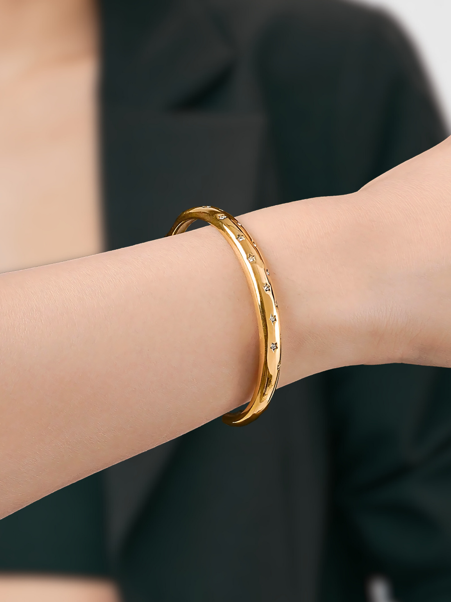 Hover Product Image